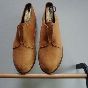 Tan leather glove slip on oxfords